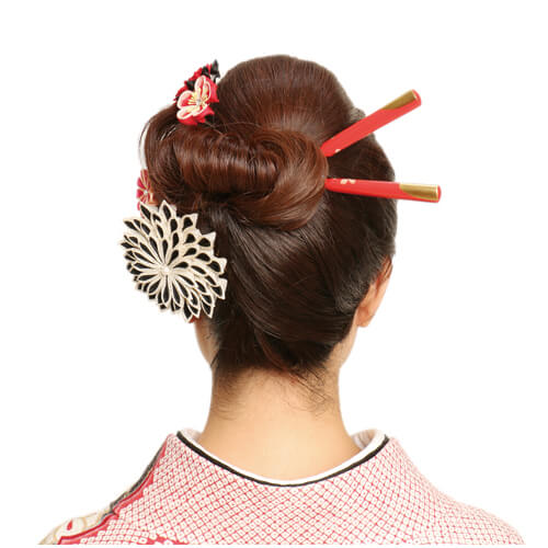 ロングヘアで作る清楚な和風スタイル 成人式の髪型 振袖ヘア